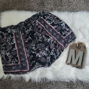 Cato navy blue paisley shorts with 5.5" inseam NWT